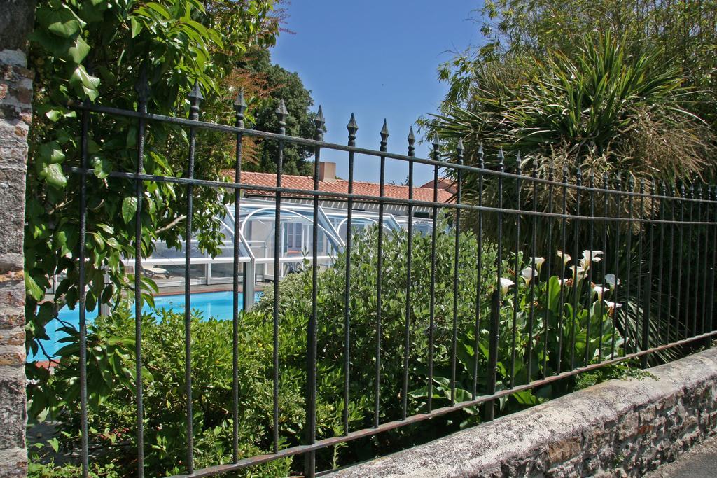 Hotel Domaine Le Martinet, The Originals Relais Bouin  Zewnętrze zdjęcie