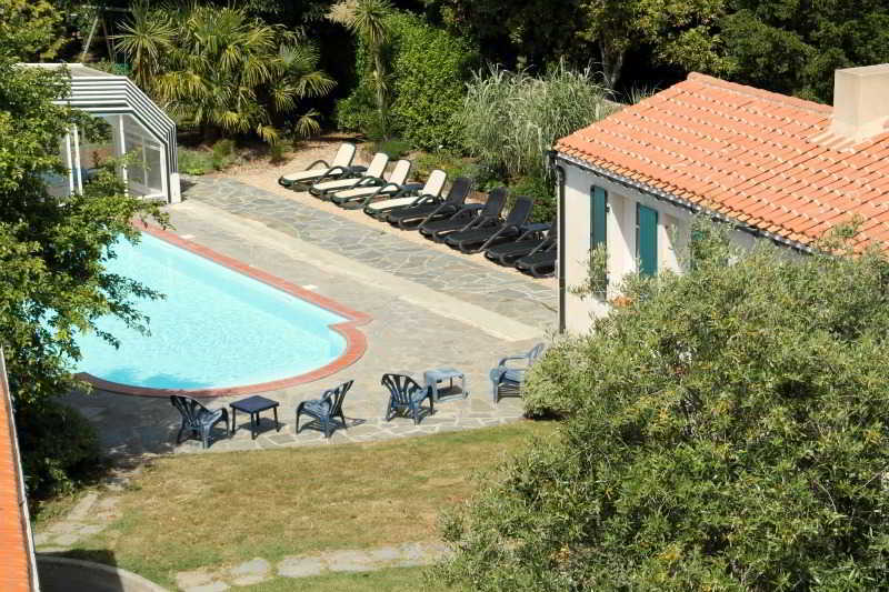 Hotel Domaine Le Martinet, The Originals Relais Bouin  Zewnętrze zdjęcie